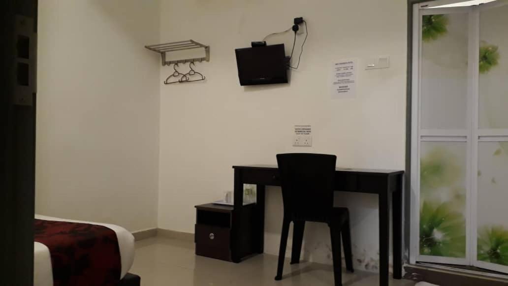 Max Ferringhi Hotel Batu Feringgi Ngoại thất bức ảnh